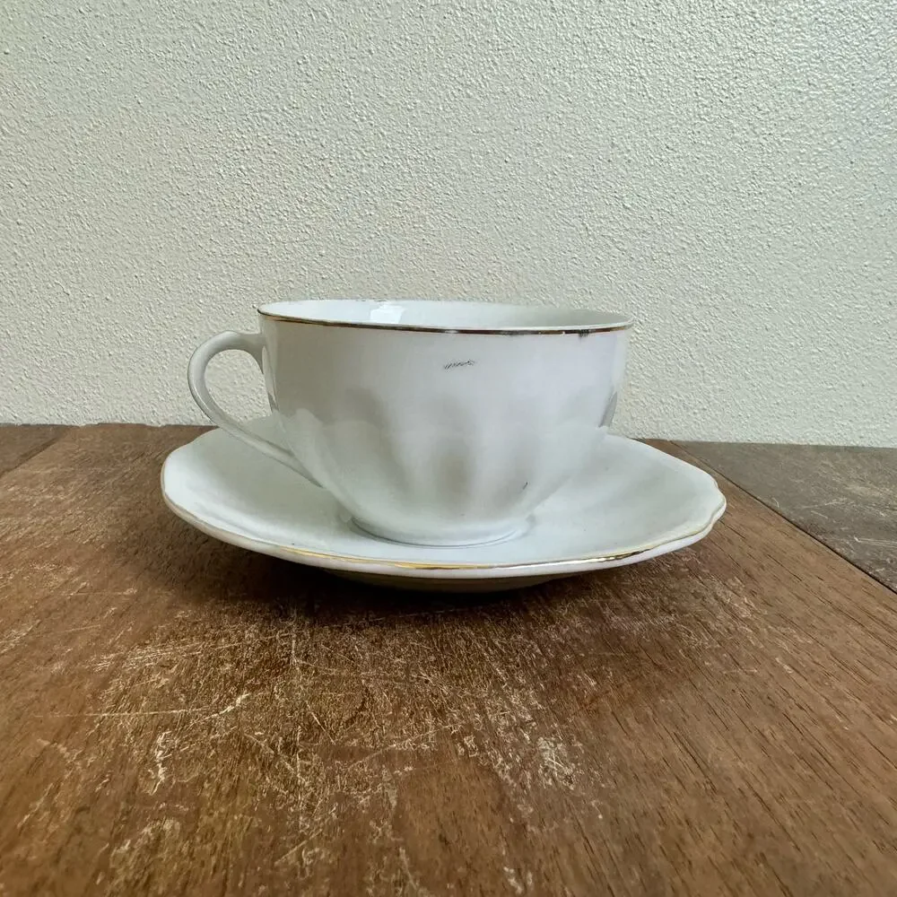 Yoko Boeki Co Japan pink Floral Rose Pattern Transferware tea cup‎ and saucer